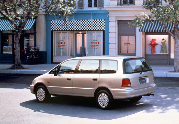 Photos of Honda Odyssey JP-spec (RA1) 1994–99