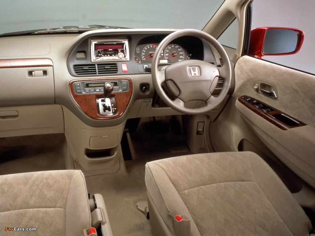 Photos of Honda Odyssey JP-spec 1999–2001 (1024 x 768)