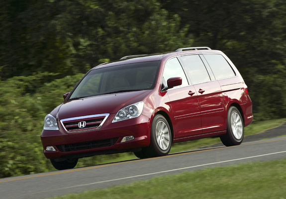 Photos of Honda Odyssey US-spec 2005–07