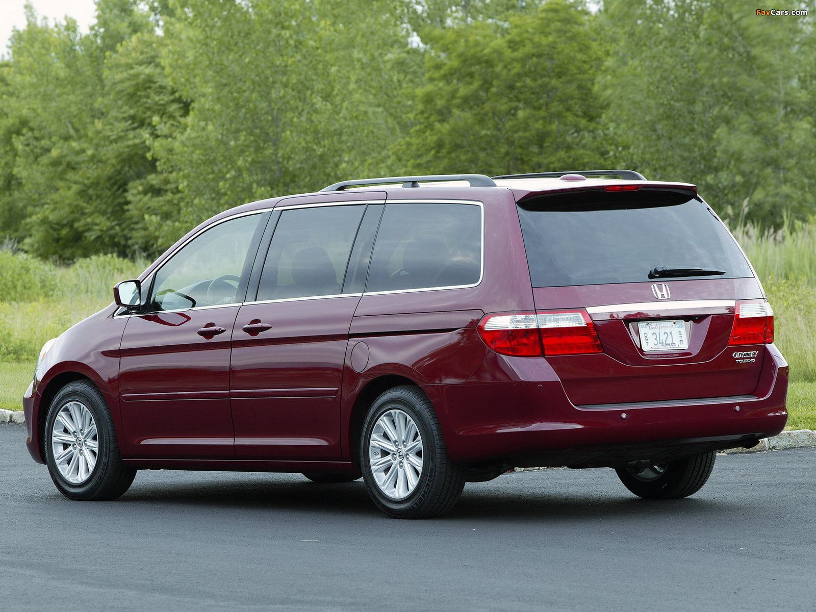 Photos of Honda Odyssey US-spec 2005–07 (1600 x 1200)