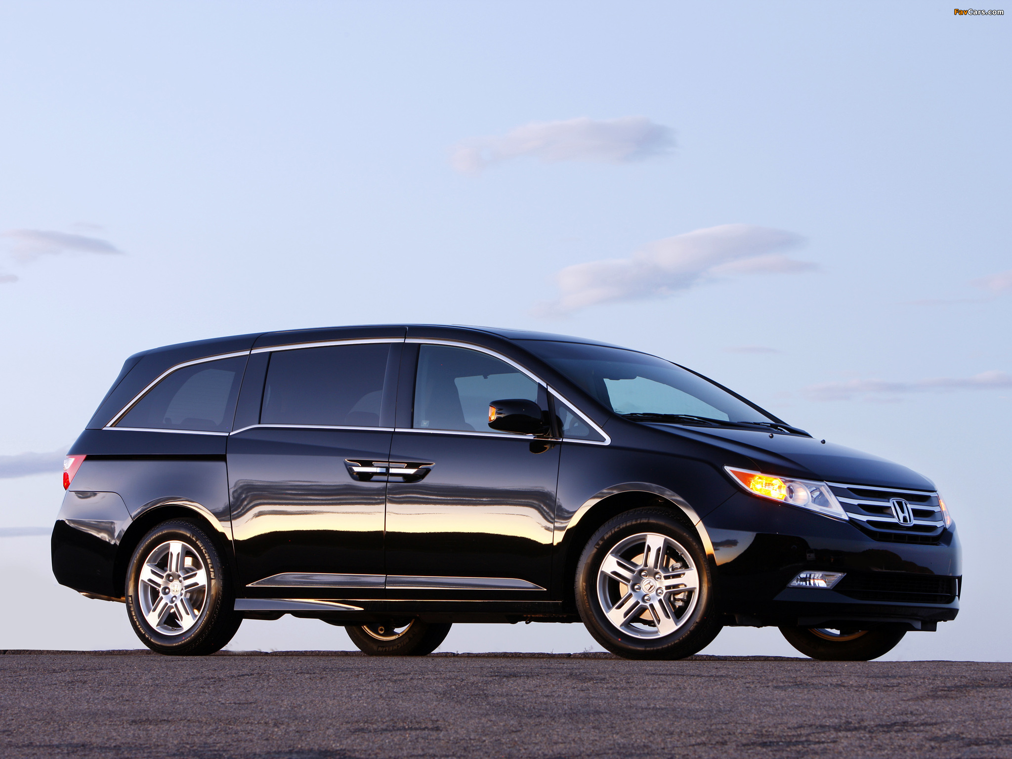Pictures of Honda Odyssey US-spec 2010 (2048 x 1536)