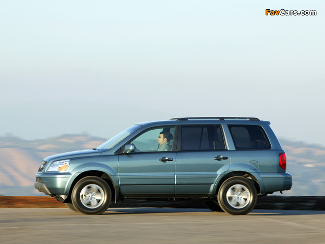 Honda Pilot 2003–06 pictures (640 x 480)