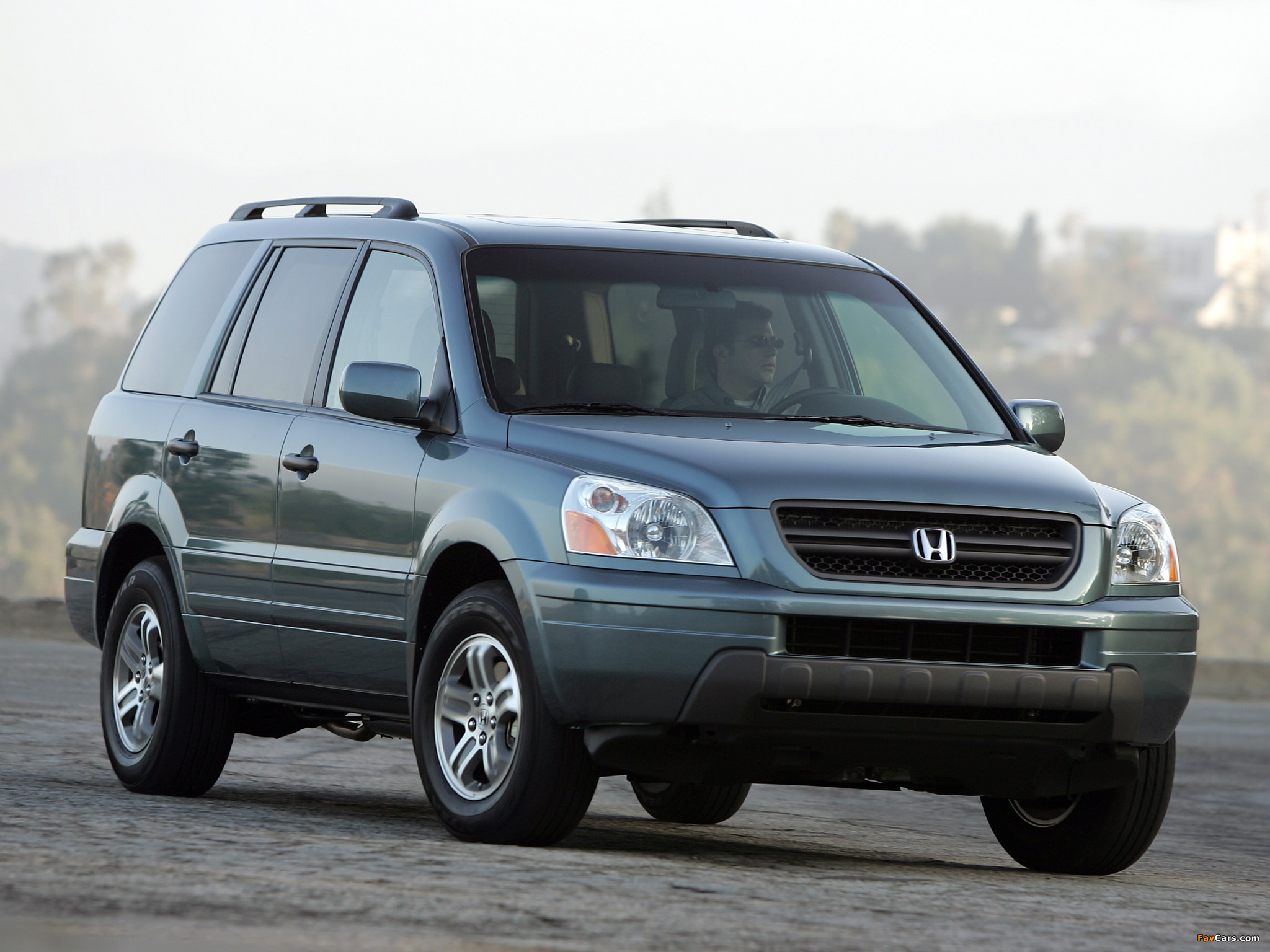 Honda Pilot 2003–06 wallpapers (2048 x 1536)