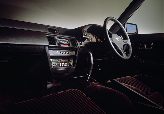 Honda Prelude 2.0Si 1985–87 pictures