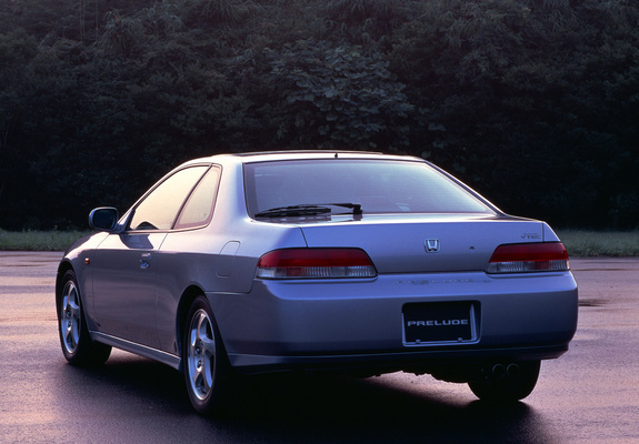 Images of Honda Prelude SiR (BB6) 1997–2001
