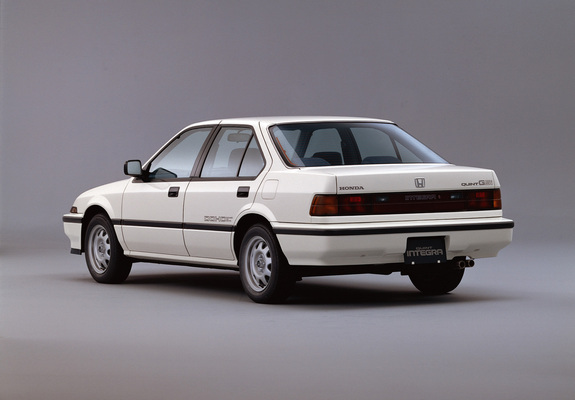 Photos of Honda Quint Integra GSi Sedan (DA1) 1986–89