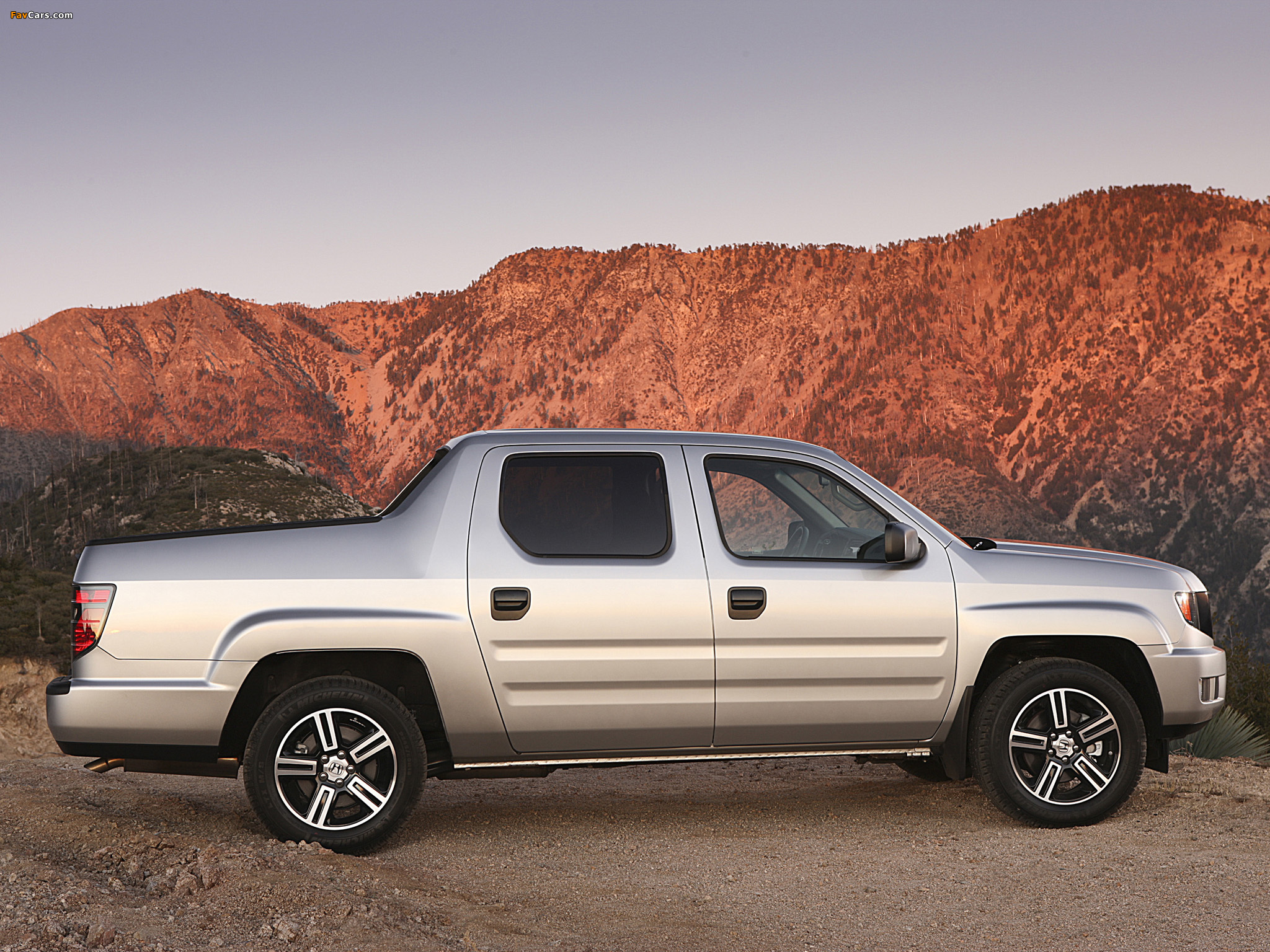 Images of Honda Ridgeline Sport 2011 (2048 x 1536)