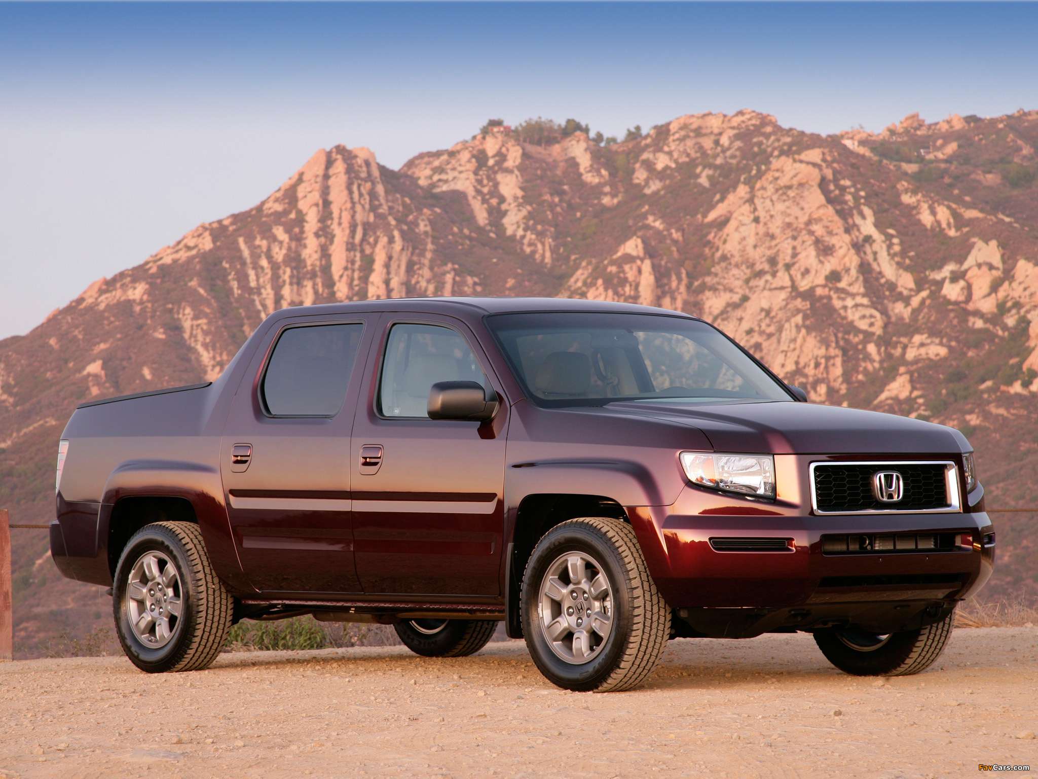 Photos of Honda Ridgeline RTX 2006–08 (2048 x 1536)