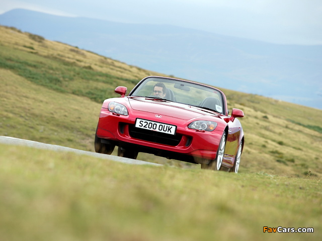 Pictures of Honda S2000 UK-spec (AP2) 2003–09 (640 x 480)