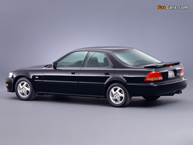Honda Saber 25S (UA2) 1995–98 pictures (640 x 480)