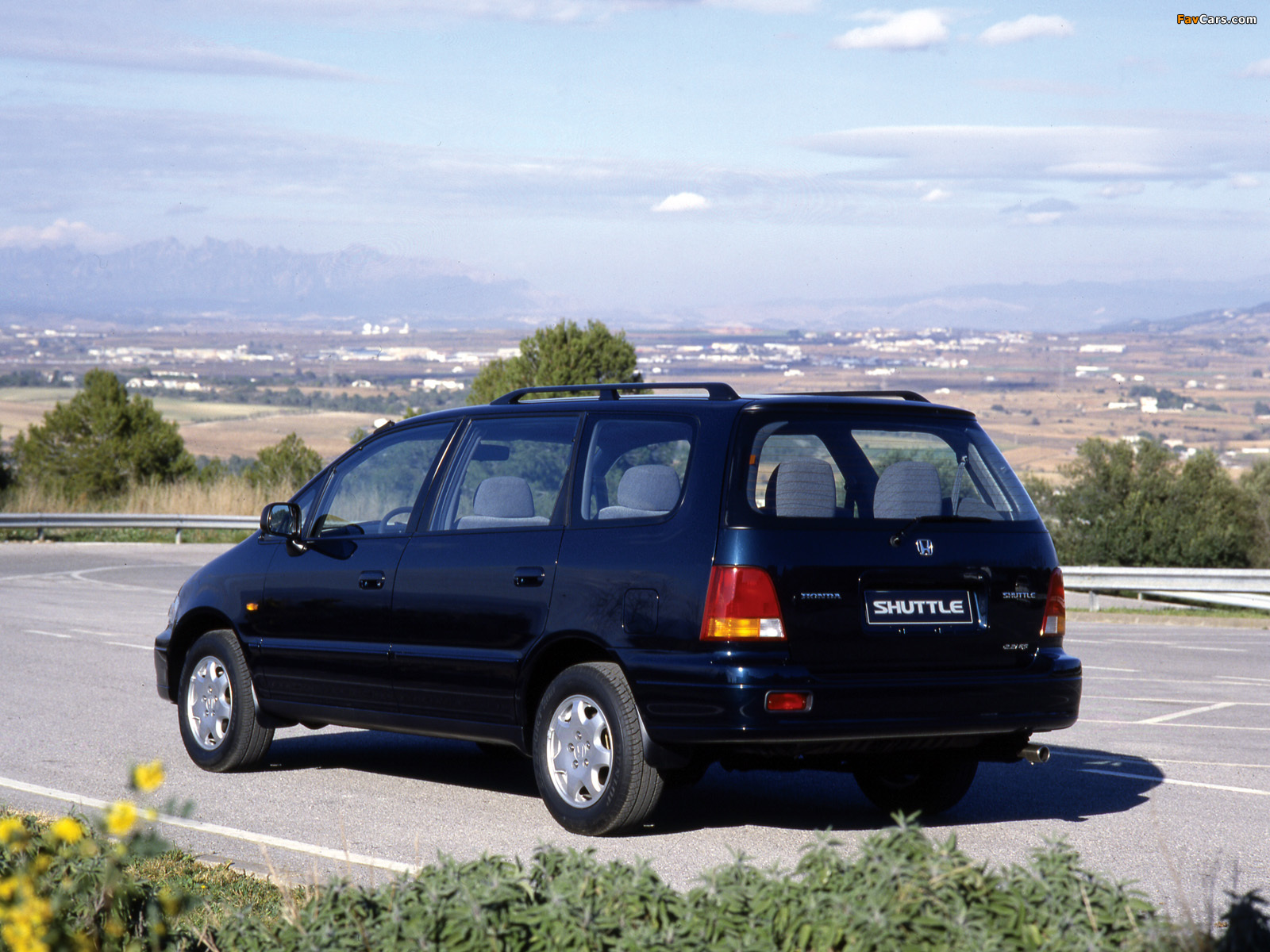 Photos of Honda Shuttle 1995–2000 (1600 x 1200)