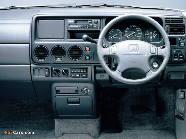 Honda Stepwgn Whitee 1997 images (640 x 480)
