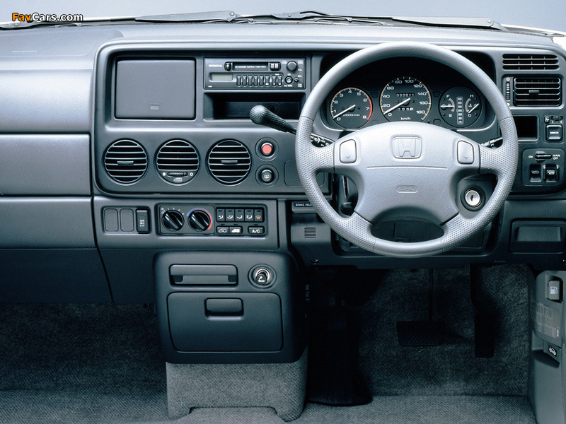 Honda Stepwgn Whitee 1997 images (800 x 600)