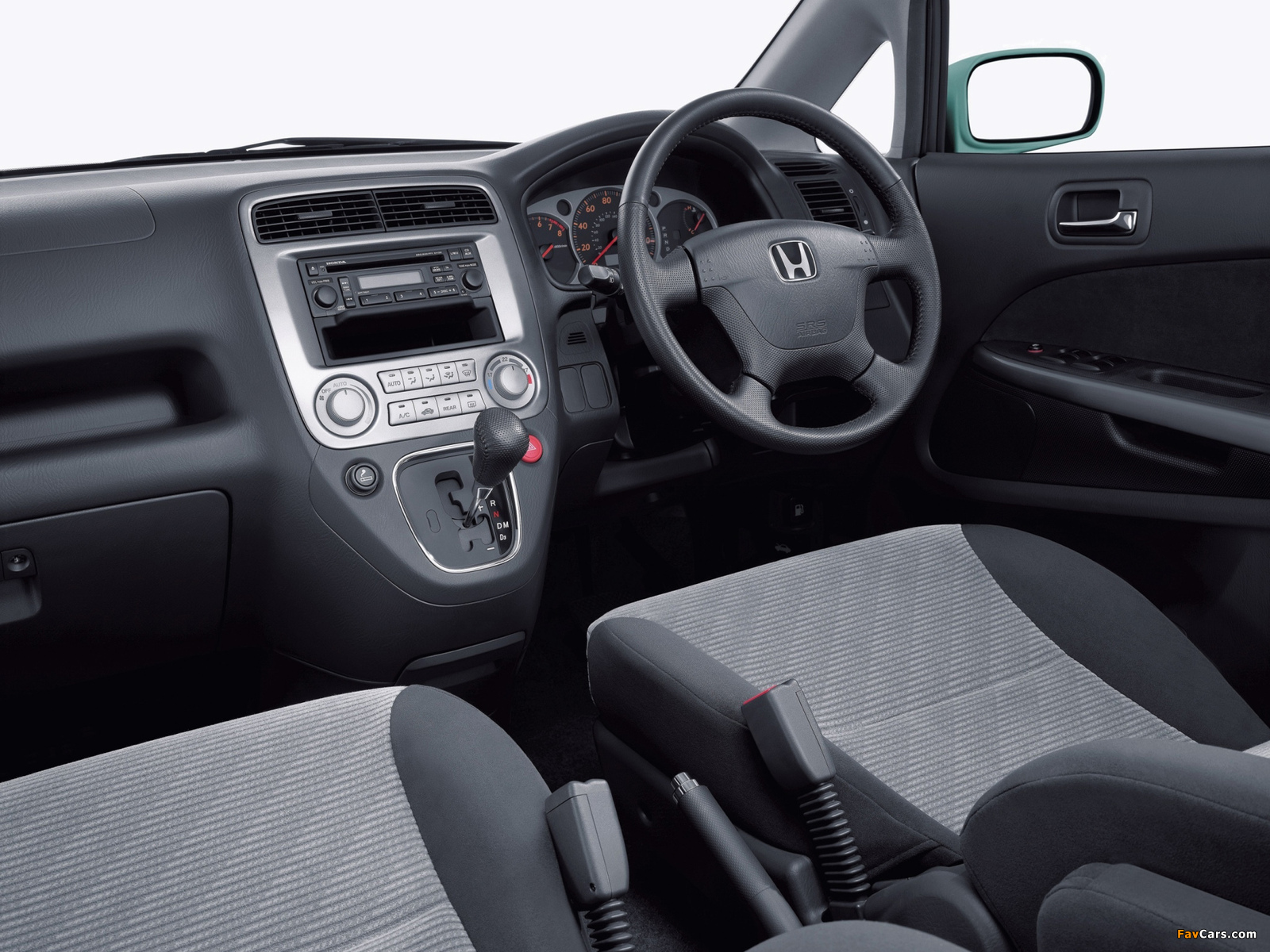 Photos of Honda Stream UK-spec (RN1) 2000–04 (1600 x 1200)