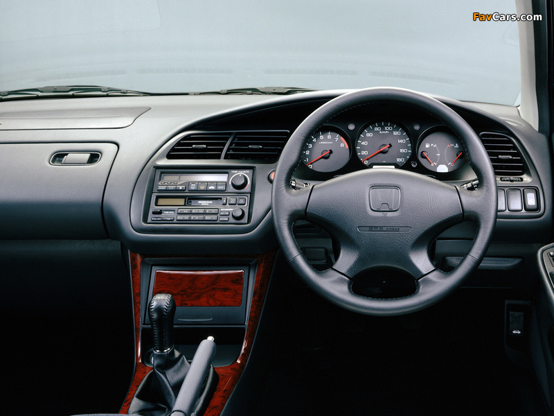 Honda Torneo SiR-T (CF4) 1997–2002 images (800 x 600)
