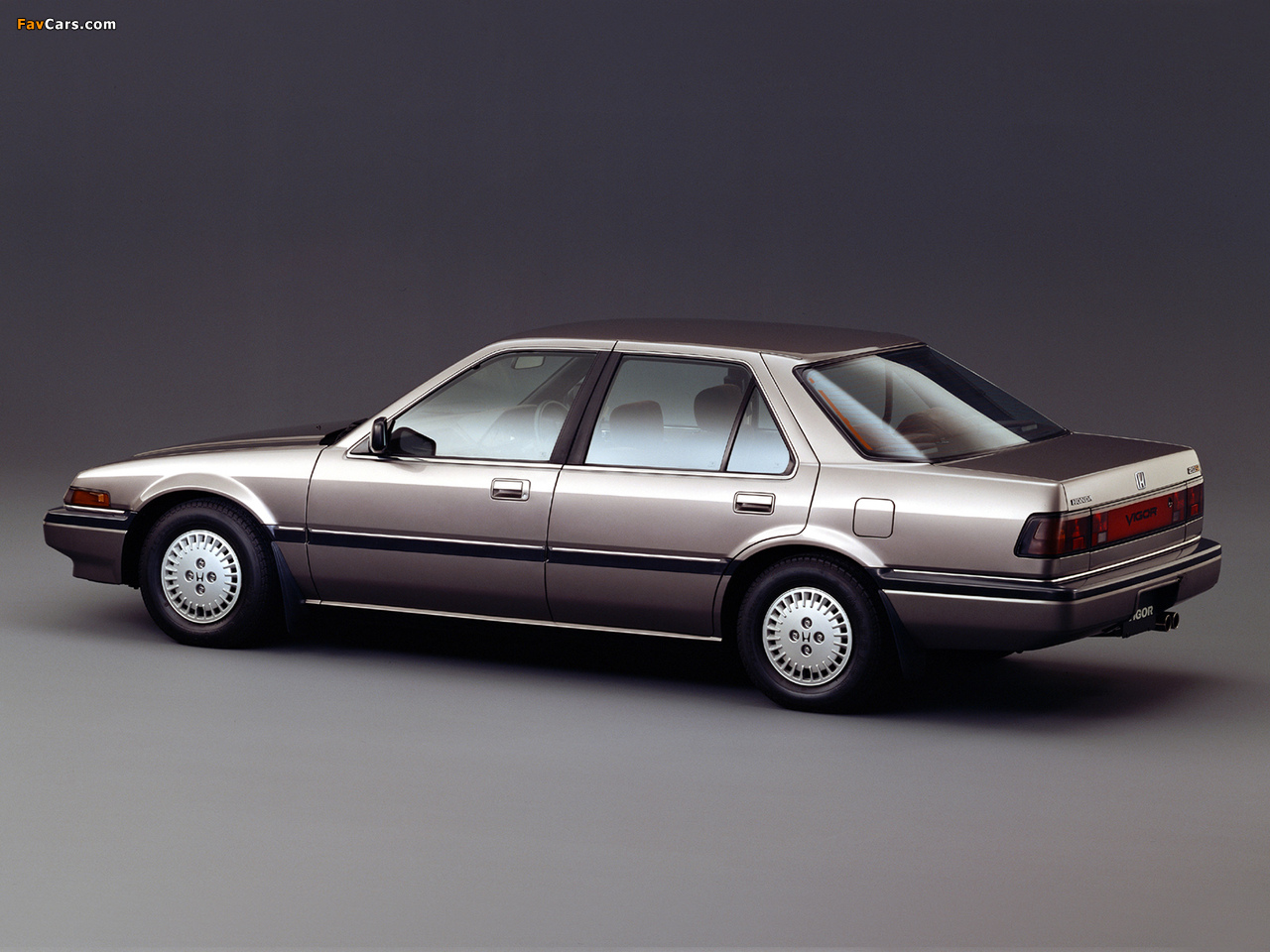 Pictures of Honda Vigor Sedan 1985–89 (1280 x 960)
