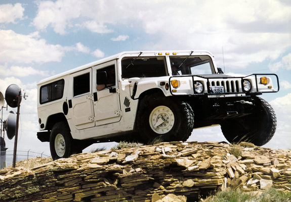 Hummer H1 Wagon 1992–2005 images