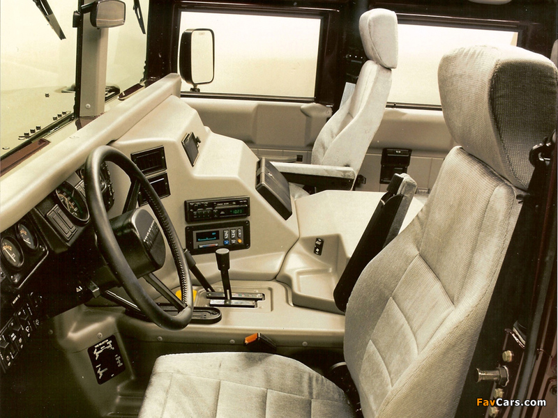 Hummer H1 Wagon 1992–2005 images (800 x 600)
