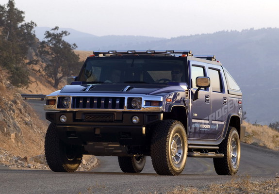 Photos of Hummer H2H Concept 2004