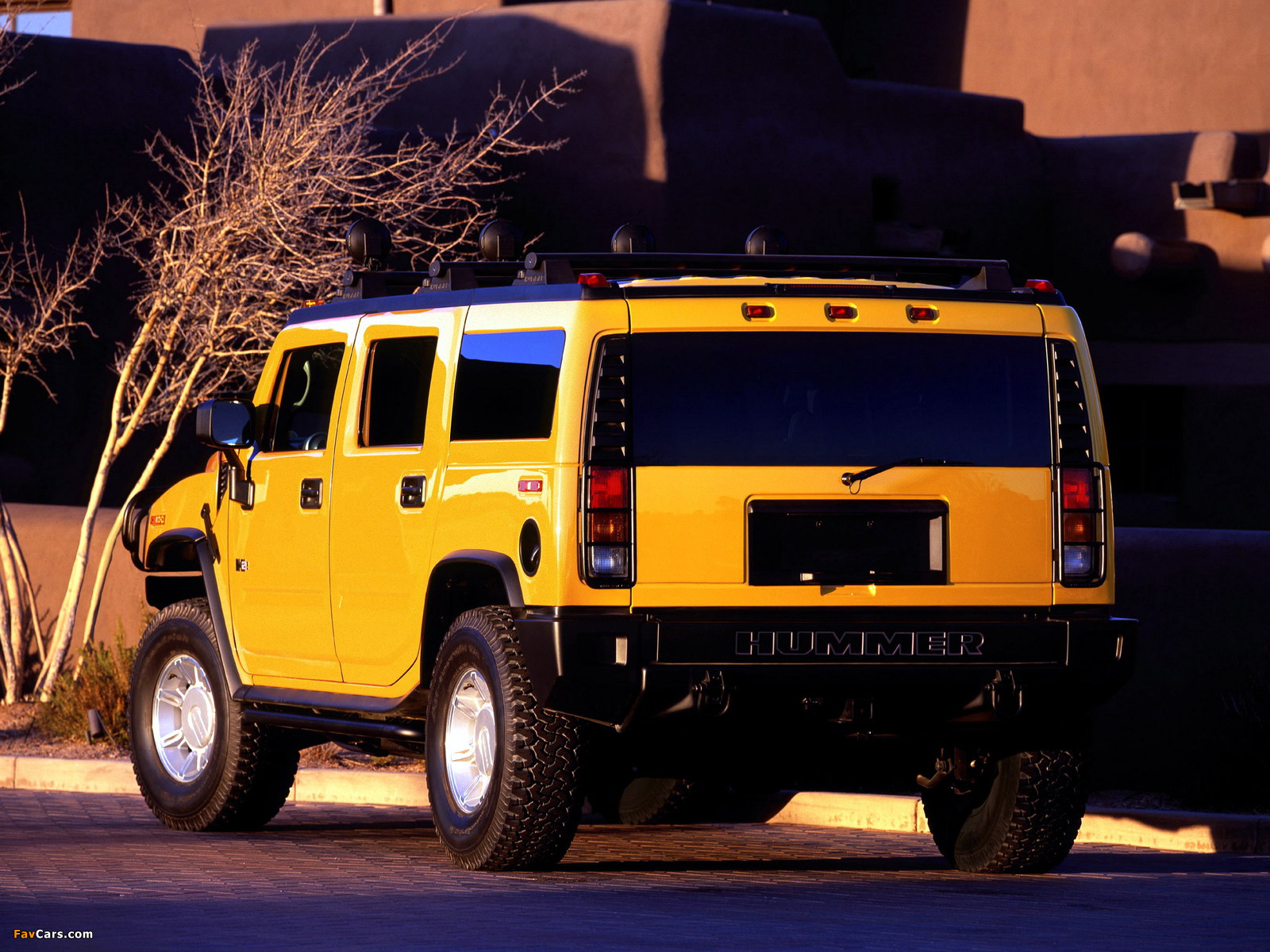 Hummer H2 2002–07 wallpapers (1600 x 1200)