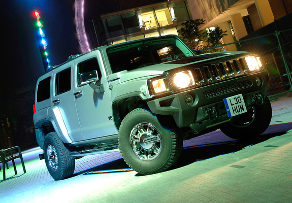 Photos of Hummer H3 UK-spec 2007–10