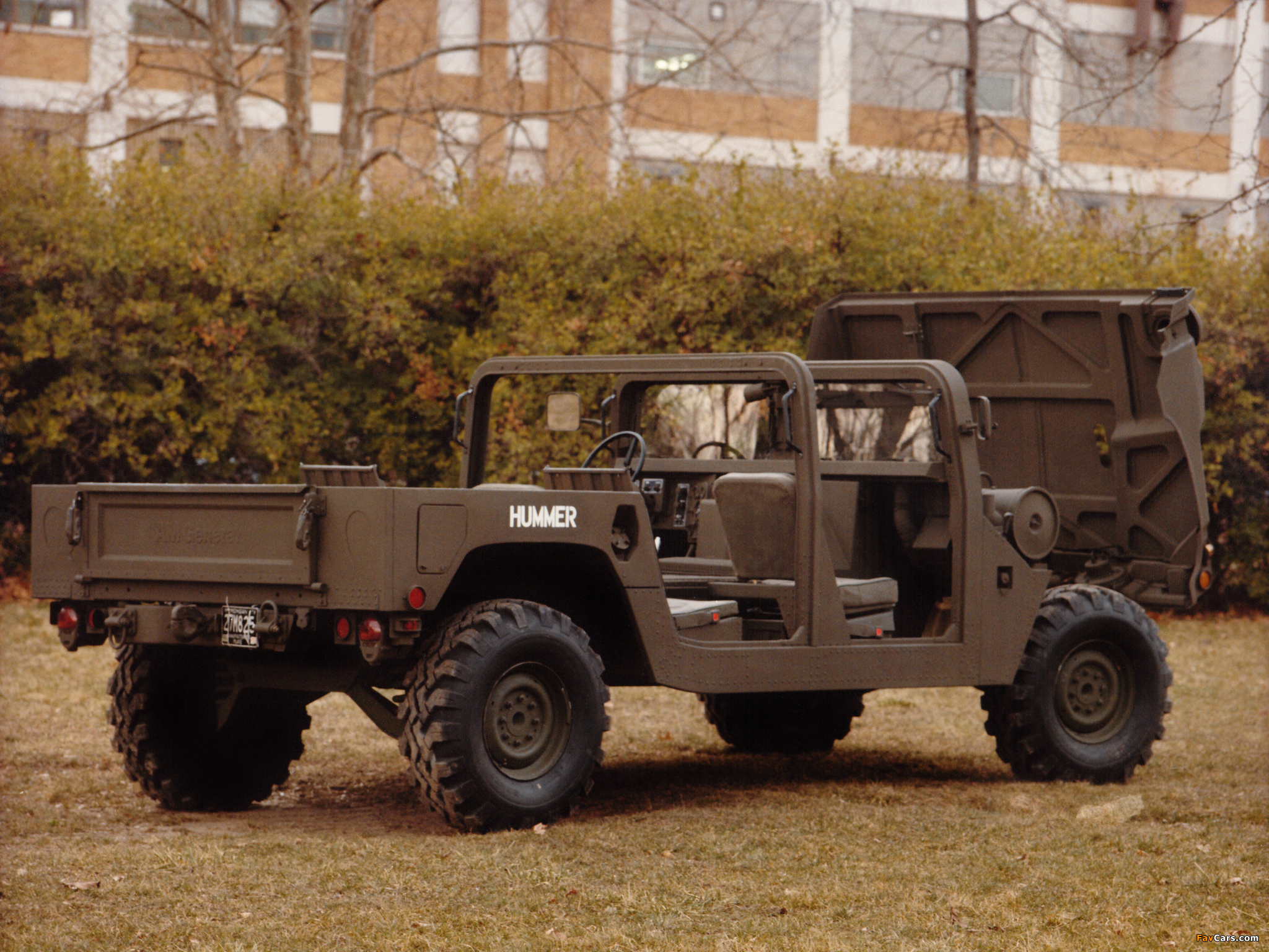HMMWV XM998 Prototype II 1981–82 pictures (2048 x 1536)