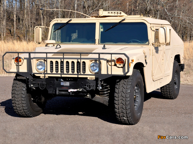 Pictures of HMMWV 1984 (640 x 480)