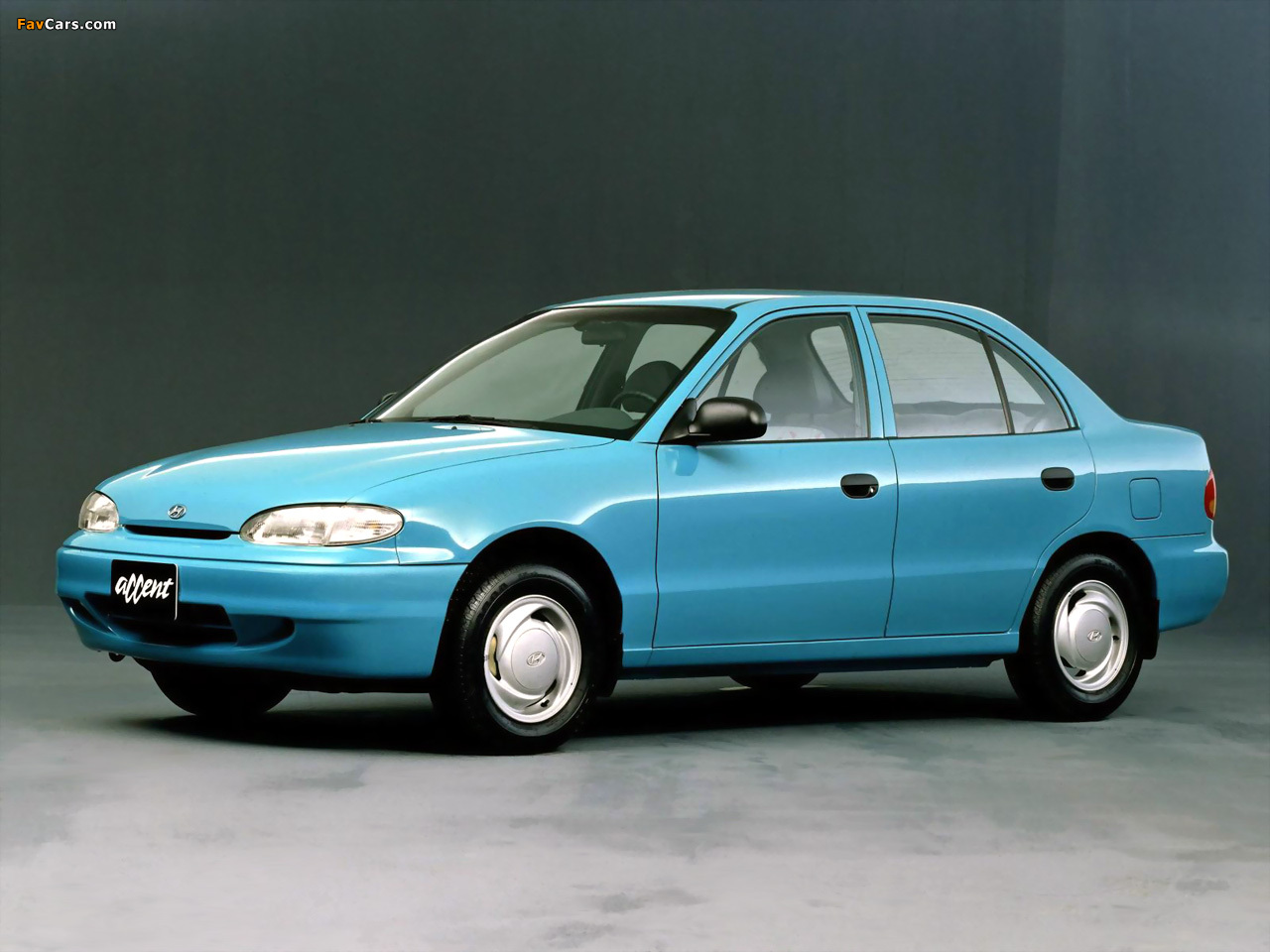 Hyundai Accent 1994–96 photos (1280 x 960)