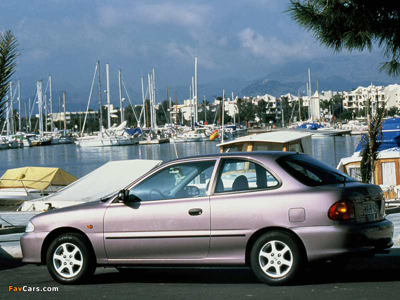 Hyundai Accent 3-door 1994–96 photos (800 x 600)