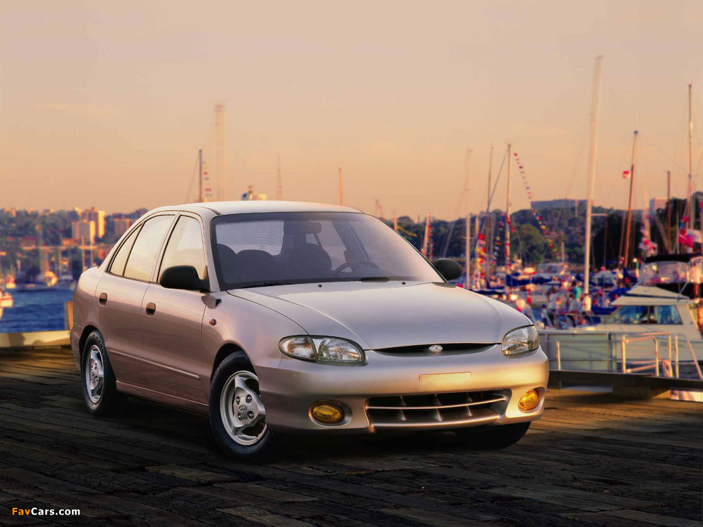 Hyundai Accent Sedan 1996–2000 images (1024 x 768)