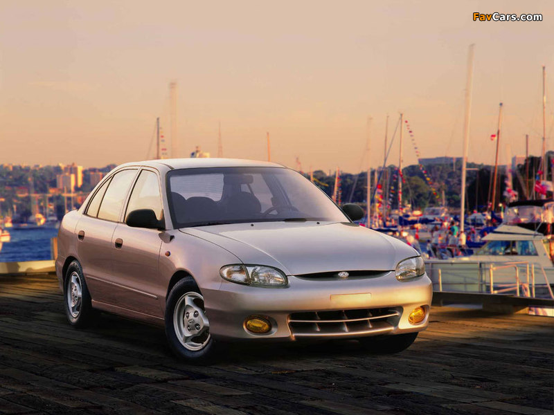 Hyundai Accent Sedan 1996–2000 images (800 x 600)