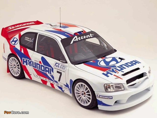 Hyundai Accent WRC 2000–03 photos (640 x 480)