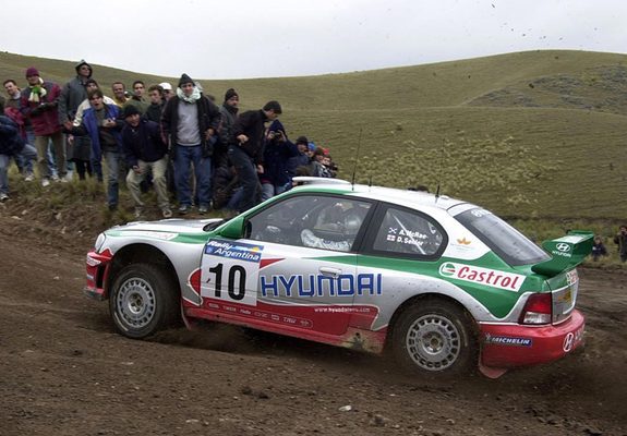 Hyundai Accent WRC 2001–02 photos
