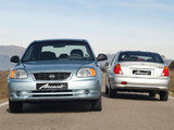 Hyundai Accent 5-door 2003–06 images