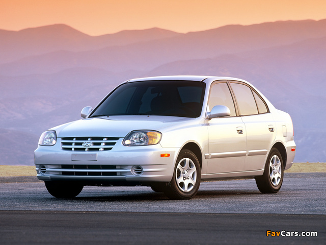 Hyundai Accent Sedan US-spec 2003–06 images (640 x 480)