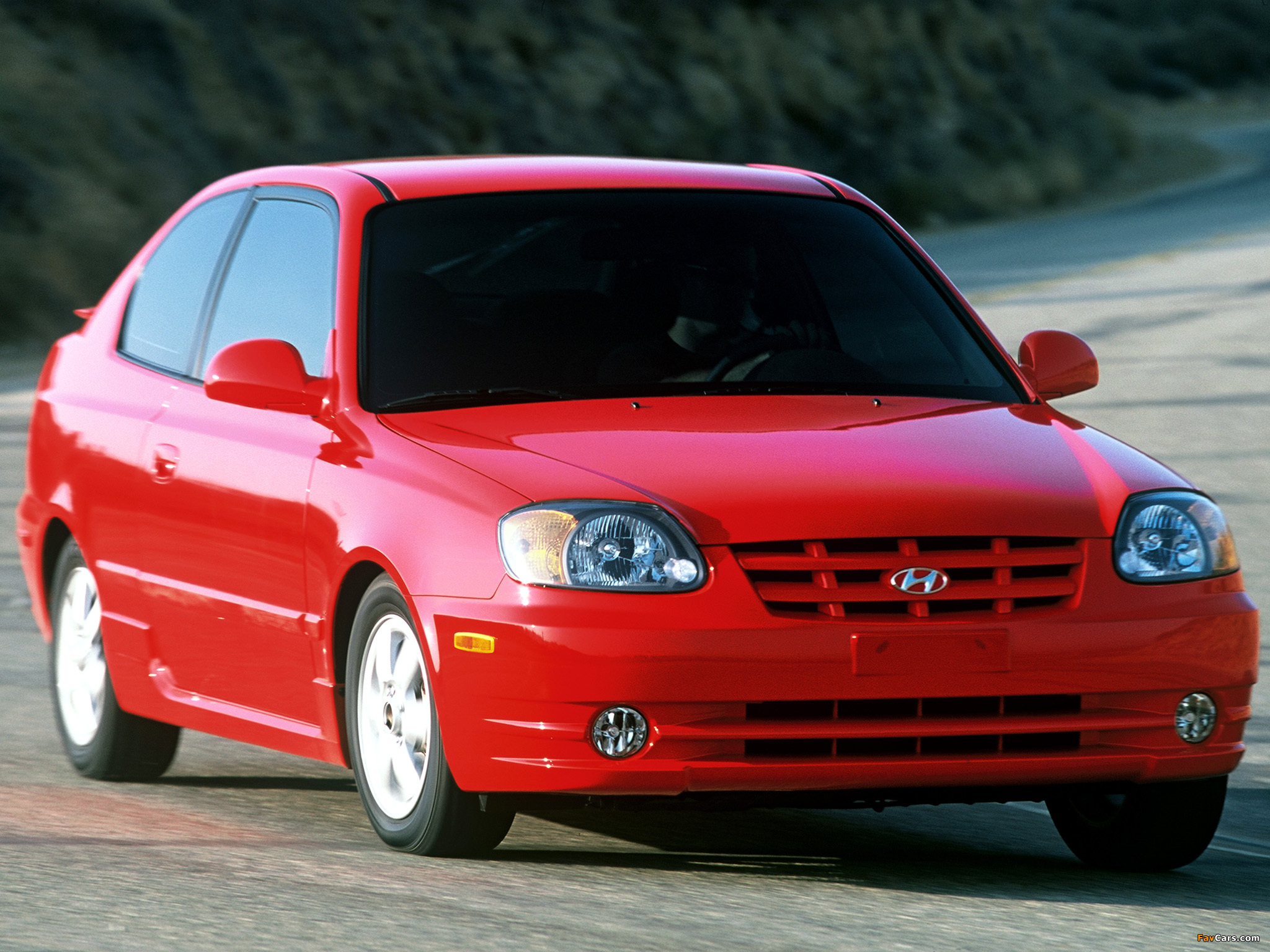 Hyundai Accent 3-door US-spec 2003–06 photos (2048 x 1536)