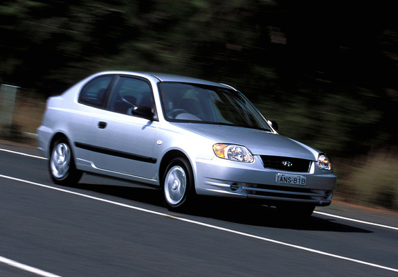 Hyundai Accent 3-door AU-spec 2003–06 pictures