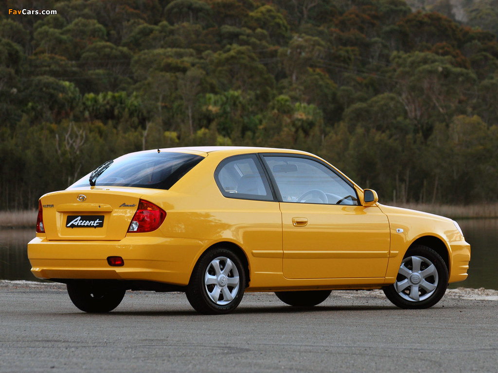 Hyundai Accent 3-door AU-spec 2003–06 pictures (1024 x 768)