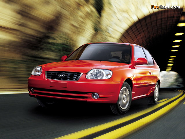 Hyundai Accent 3-door US-spec 2003–06 pictures (640 x 480)