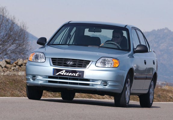 Hyundai Accent Sedan 2003–06 pictures