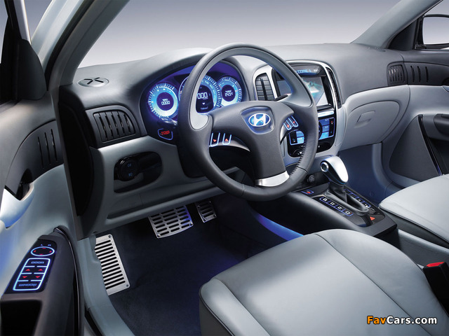 Hyundai Accent SR Concept 2005 images (640 x 480)