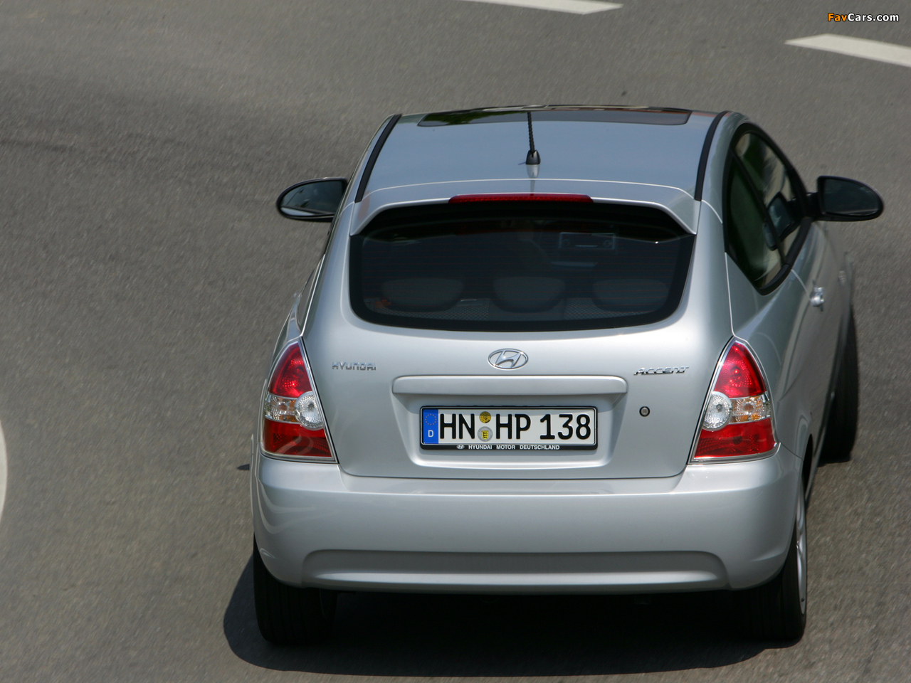 Hyundai Accent 3-door 2006–07 images (1280 x 960)