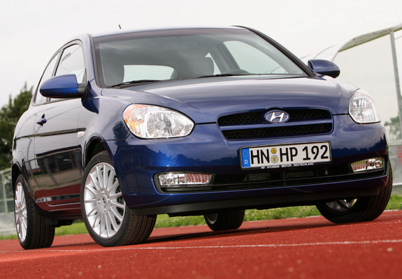 Hyundai Accent Sport 2006–07 photos