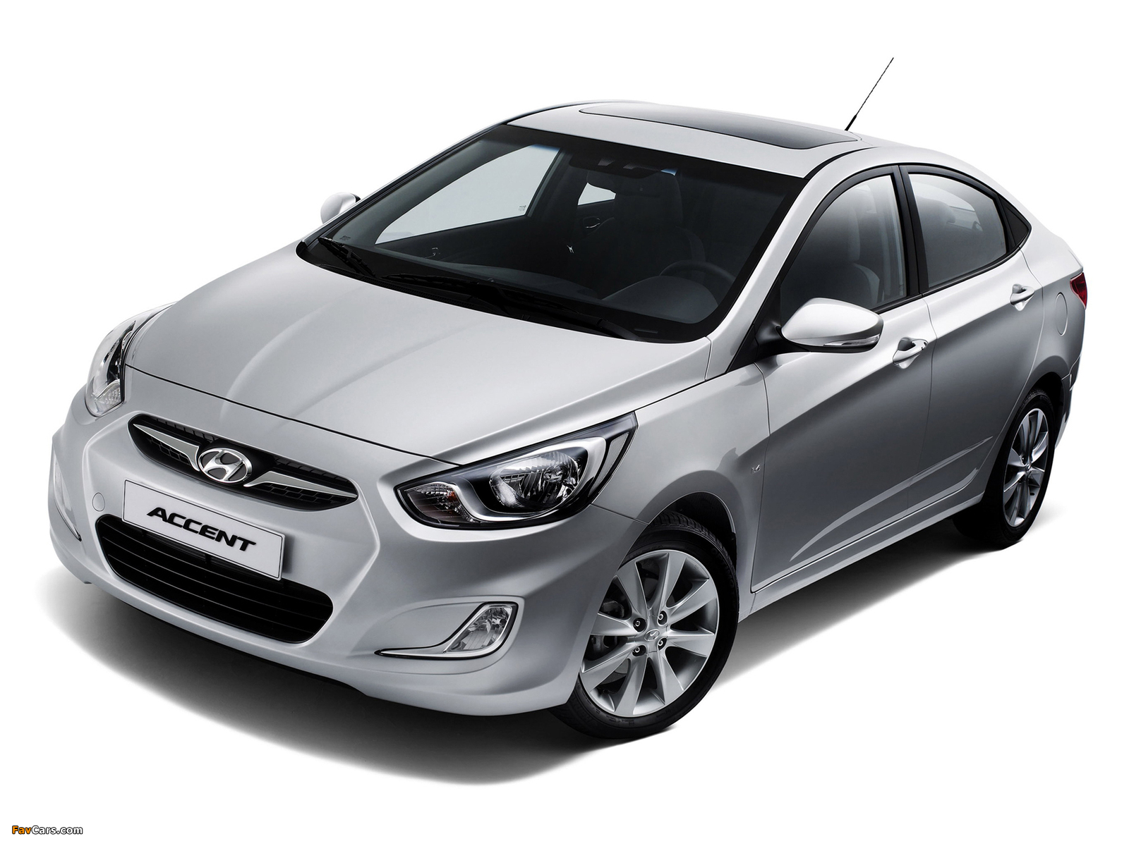 Hyundai Accent (RB) 2010 pictures (1600 x 1200)