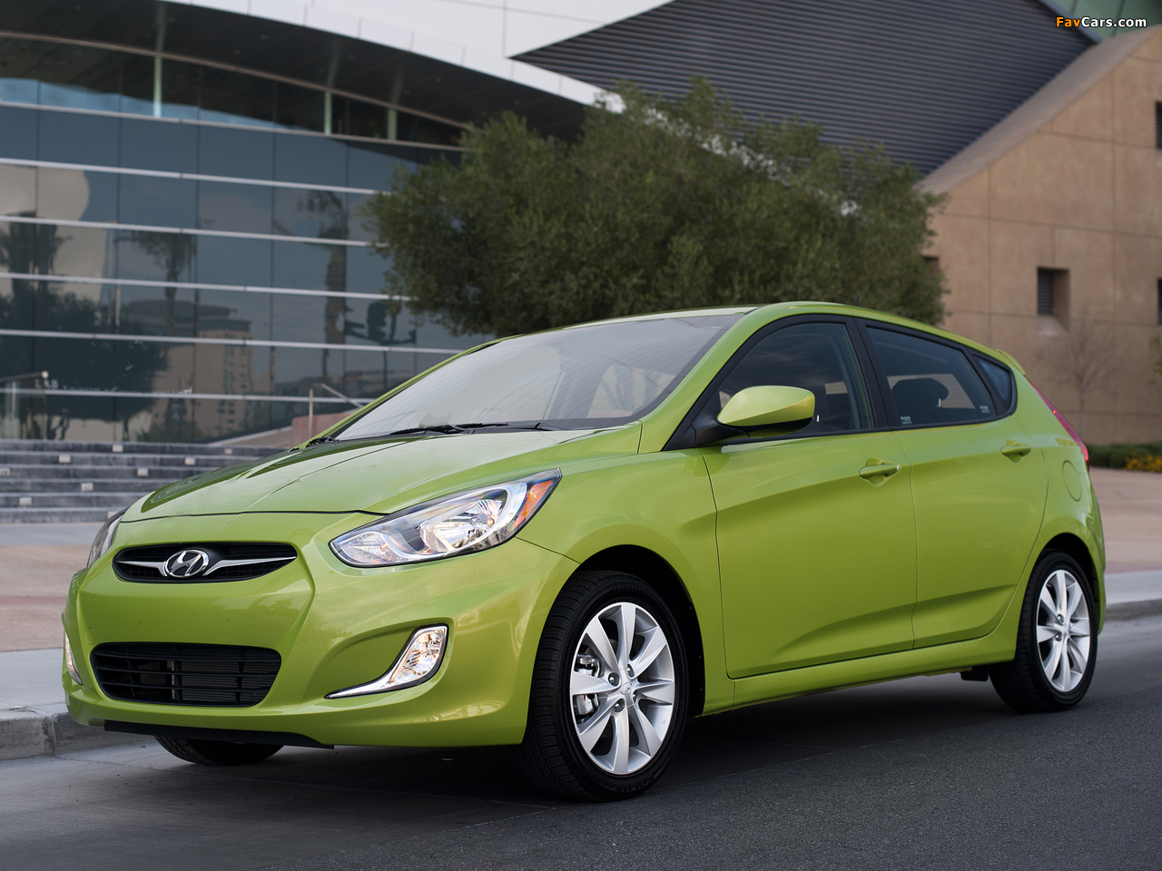 Hyundai Accent 5-door US-spec (RB) 2011 photos (1280 x 960)