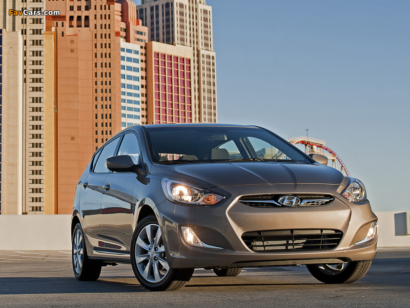 Hyundai Accent 5-door US-spec (RB) 2011 wallpapers (800 x 600)