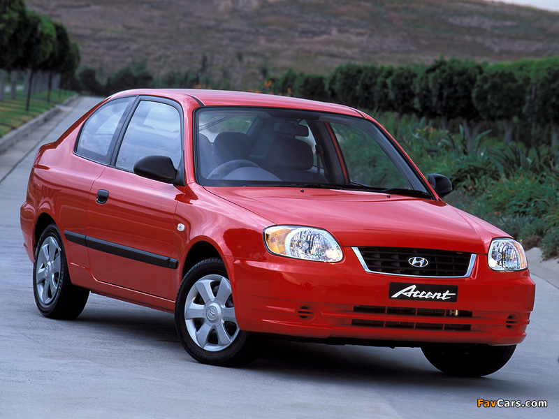 Images of Hyundai Accent 3-door AU-spec 2003–06 (800 x 600)