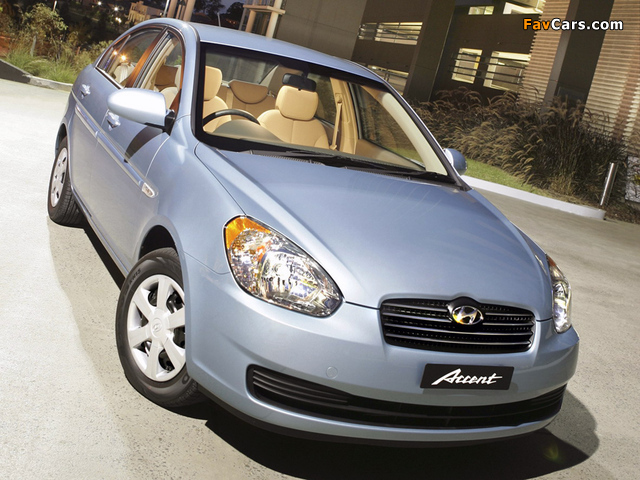 Images of Hyundai Accent Sedan AU-spec 2006–11 (640 x 480)