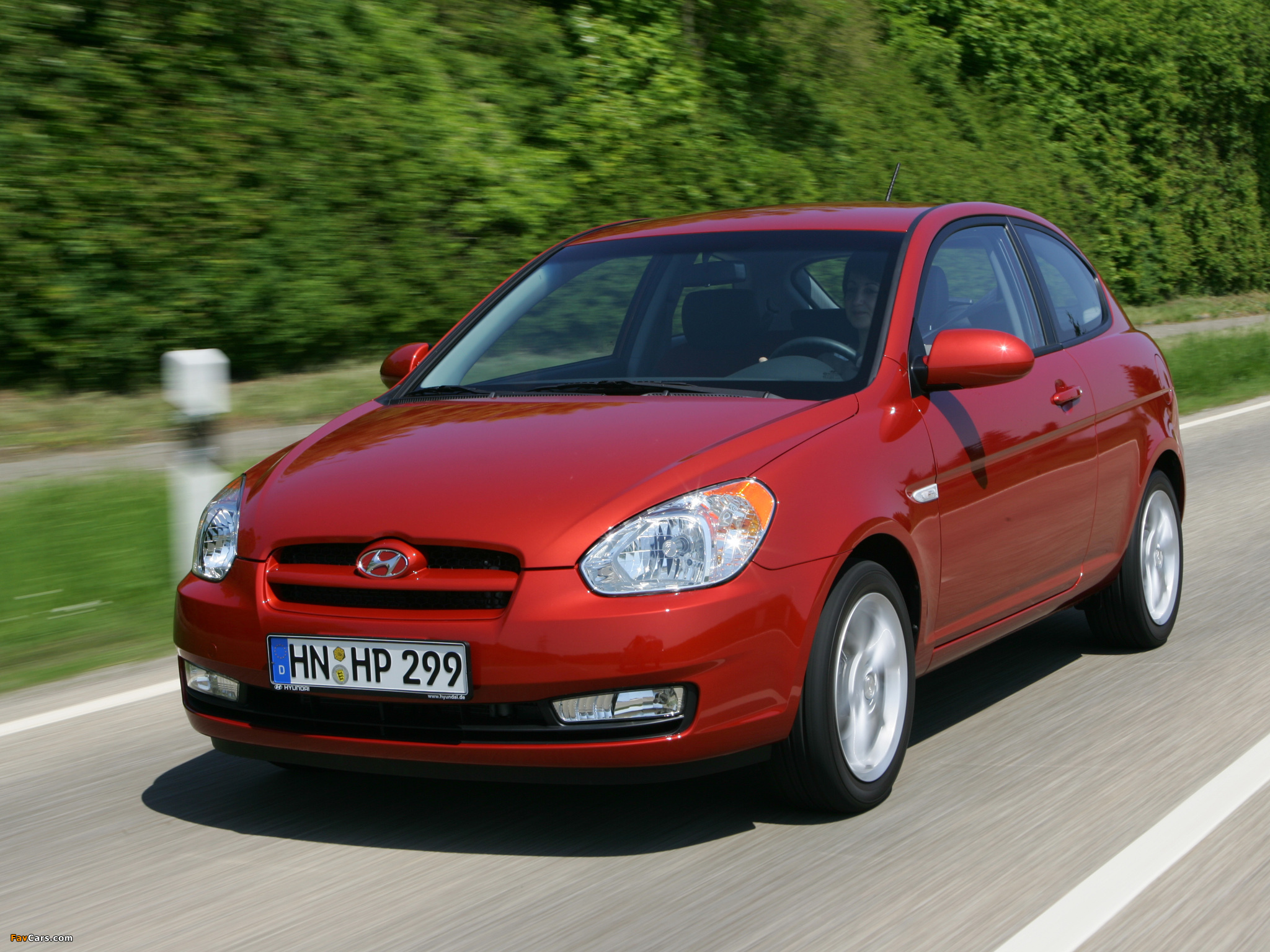 Images of Hyundai Accent 3-door 2006–07 (2048 x 1536)