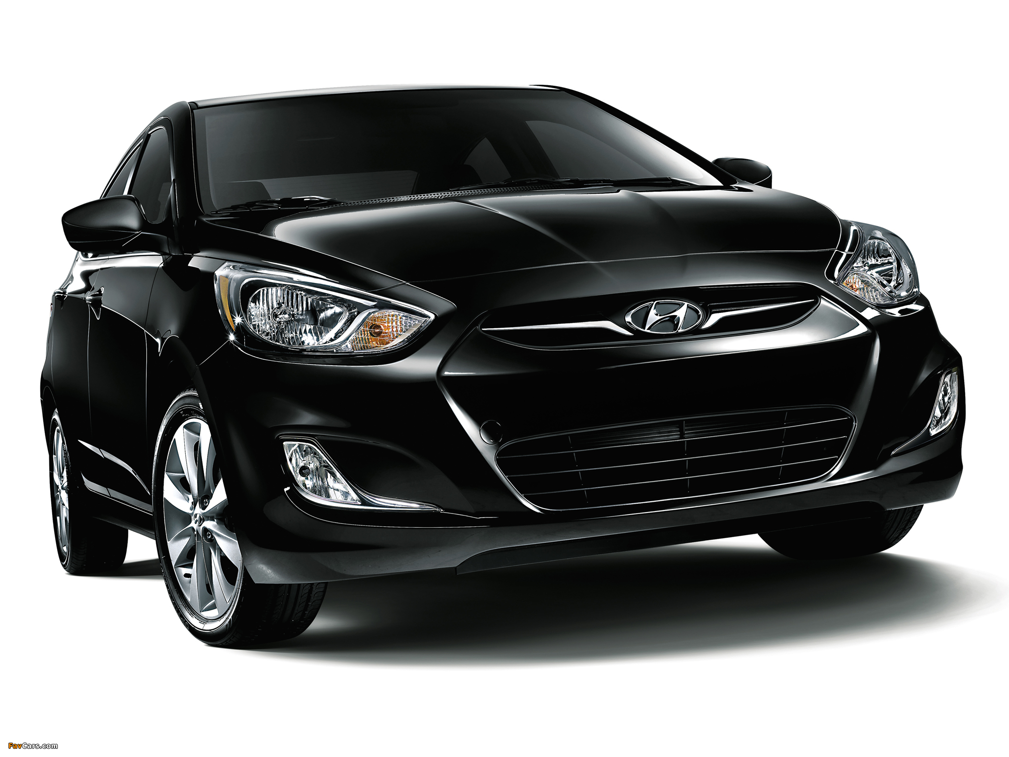 Images of Hyundai Accent US-spec (RB) 2011 (2048 x 1536)